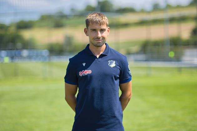 Tobias Dipoli Wieser (Physiotherapeut); TSG Hoffenheim II; 3.Liga, Portraittermin 2026 2027 Zuzenhausen *** Tobias Dipoli Wieser, Physical Therapist for TSG Hoffenheim II (3. Liga), Photo Shoot 2026–2027, Zuzenhausen Copyright: xEibner-Pressefoto JoergxHirschx EP_JHH