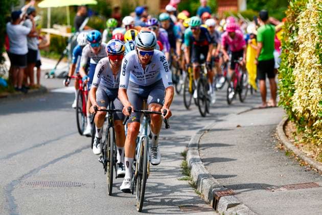 Tour de France 2026 Stage 15 PLATEAU DE SOLAISON, FRANCE - JULY 19 : Rider of Pinarello Q36.5 Pro Cycling Team in action during stage 15 of the 113rd edition of Tour de France an UCI World Tour 2.UWT cycling road race stage for Men Elite of 184 km with start in Champagnole and finish in Plateau de Solaison on July 19, 2026 in Plateau de Solaison, France, 19 07 2026 Plateau de Solaison France  Copyright: xLucaxBettinix