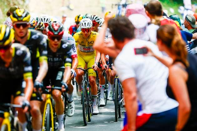 Tour de France 2026 Stage 15 PLATEAU DE SOLAISON, FRANCE - JULY 19 : Pogacar Tadej (SLO) of UAE Team Emirates XRG in action during stage 15 of the 113rd edition of Tour de France an UCI World Tour 2.UWT cycling road race stage for Men Elite of 184 km with start in Champagnole and finish in Plateau de Solaison on July 19, 2026 in Plateau de Solaison, France, 19 07 2026 Plateau de Solaison France  Copyright: xLucaxBettinix