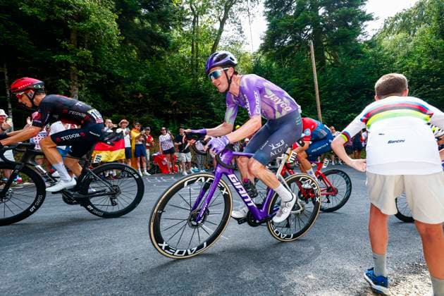 Tour de France 2026 Stage 15 PLATEAU DE SOLAISON, FRANCE - JULY 19 : Schmid Mauro (SUI) of Team Jayco AlUla in action during stage 15 of the 113rd edition of Tour de France an UCI World Tour 2.UWT cycling road race stage for Men Elite of 184 km with start in Champagnole and finish in Plateau de Solaison on July 19, 2026 in Plateau de Solaison, France, 19 07 2026 Plateau de Solaison France  Copyright: xLucaxBettinix