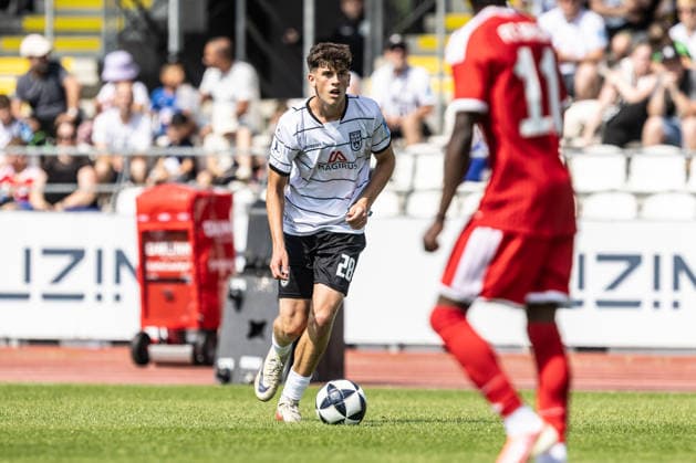 SSV Ulm 1846 Fußball vs FC Bayern München II, Fussball, Freundschaftsspiel, Saisoneröffnung SSV Ulm 1846 Fußball, Donaustadion Ulm 19.07.26 Mateo Mrden (SSV Ulm 1846 Fußball, 28) SSV Ulm 1846 Fußball vs FC Bayern München II, Fussball, Freundschaftsspiel, Saisoneröffnung SSV Ulm 1846 Fußball, Donaustadion Ulm 19.07.26 Foto: Lucca Fundel Ulm Donaustadion Baden-Württemberg Deutschland *** SSV Ulm 1846 Soccer vs. FC Bayern Munich II, Soccer, Friendly Match, SSV Ulm 1846 Soccer Season Opener, Donaustadion Ulm, July 26, 2019, Mateo Mrden, SSV Ulm 1846 Soccer, July 28, 2019, SSV Ulm 1846 Soccer vs. FC Bayern Munich II, Soccer, Friendly Match, Season Opener for SSV Ulm 1846 Soccer, Donaustadion Ulm July 26, 2019 Photo by Lucca Fundel Ulm Donaustadion Baden-Württemberg Germany