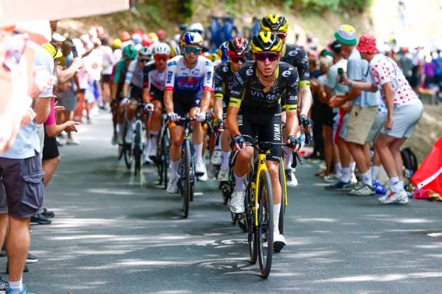 Tour de France 2026 Stage 15 PLATEAU DE SOLAISON, FRANCE - JULY 19 : Piganzoli Davide (ITA) of Team Visma Lease a Bike leading the peloton during stage 15 of the 113rd edition of Tour de France an UCI World Tour 2.UWT cycling road race stage for Men Elite of 184 km with start in Champagnole and finish in Plateau de Solaison on July 19, 2026 in Plateau de Solaison, France, 19 07 2026 Plateau de Solaison France  Copyright: xLucaxBettinix