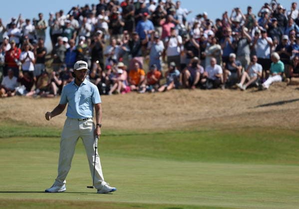 154th Open Golf Championships - Round 4 Tommy Fleetwood of England reacts after a birdy on the 8th green during the fourth round of the British Open Golf Championships at Royal Birkdale in Southport, Britain, 19 July 2026. SOUTHPORT UNITED KINGDOM  Copyright: xADAMxVAUGHANx