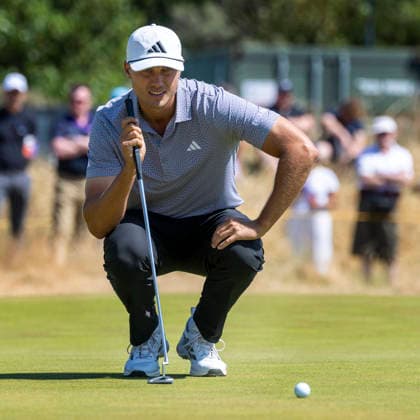 SOUTHPORT, ENGLAND 20260719 Ludvig Aberg ser över sin puttningslinje pa det första halet under tävlingens sista dag pa The Open Championship pa Royal Birkdale Golf Club. SOUTHPORT ENGLAND x1019x *** SOUTHPORT, ENGLAND 20260719 Ludvig Aberg checks his putting line on the first hole during the final day of The Open Championship at Royal Birkdale Golf Club, SOUTHPORT, ENGLAND x1019x  Copyright: xChristerxHöglund TTx BRITISH OPEN CHAMPIONSHIP