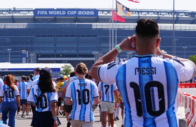 Spain v Argentina - FIFA World Cup, WM, Weltmeisterschaft, Fussball 2026 - Final NEW JERSEY, UNITED STATES - JULY 19: Fans gather prior the FIFA World Cup 2026 Final match between Spain and Argentina at New Jersey Stadium (MetLife Stadium) in East Rutherford, New Jersey, USA, on July 19, 2026. Evrim Aydin Anadolu New Jersey United States. Editorial use only. Please get in touch for any other usage.  Copyright: x2026xAnadoluxEvrimxAydinx