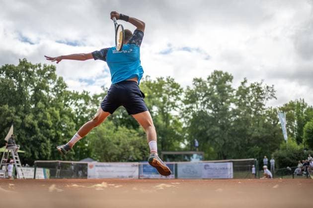 TENNIS - 2. TENNIS-BUNDESLIGA SÜD I TC RUHLA 92 HEIMSPIEL TC RW MRH TROWE SPRENDLINGEN ** NUR FÜR REDAKTIONELLE ZWECKE ** EDITORIAL USE ONLY **<p>19 07 2026-Erfurt: Tennis Herren 2. Tennis-Bundesliga Süd I TC Ruhla 92 TC RW MRH Trowe Sprendlingen Tennisanlage Binderslebener Landstraße Herren Einzel im Foto: Michel Hopp (Tennisclub Ruhla 92 e.V.), im Bild, gewinnt sein Spiel gegen Mate Valkusz (TC RW MRH Trowe Sprendlingen) ( Deutschland Thueringen Erfurt Copyright: SaschaxFromm *** TENNIS 2 TENNIS BUNDESLIGA SOUTH I TC RUHLA 92 HOME MATCH TC RW MRH TROWE SPRENDLINGEN ** FOR EDITORIAL USE ONLY ** EDITORIAL USE ONLY ** July 19, 2026 Erfurt Men’s Tennis 2 Tennis Bundesliga South I TC Ruhla 92 vs. TC RW MRH Trowe Sprendlingen Tennis Facility on Binderslebener Landstraße Men’s singles in the photo: Michel Hopp, Tennisclub Ruhla 92 e.V., pictured, wins his match against Mate Valkusz of TC RW MRH Trowe Sprendlingen, Germany, Thuringia, Erfurt. Copyright SaschaxFromm Copyright: SaschaxFromm doc86sb4y7hc94h510z1dss ,EDITORIAL USE ONLY