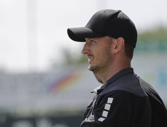 Trainer Kevin Rodewald (VfB Luebeck) Fussball, Herren, Saison 2026 2027, SHFV-Pokal Achtelfinale, VfB Luebeck gegen Kaltenkirchener TS , 4-1 DFL REGULATIONS PROHIBIT ANY USE OF PHOTOGRAPHS AS IMAGE SEQUENCES AND OR QUASI-VIDEO. *** Coach Kevin Rodewald, VfB Lübeck Soccer, Men s Team, 2026–2027 Season, SHFV Cup Round of 16, VfB Lübeck vs. Kaltenkirchener TS, 4–1. DFL regulations prohibit any use of photographs as image sequences and or quasi-video.