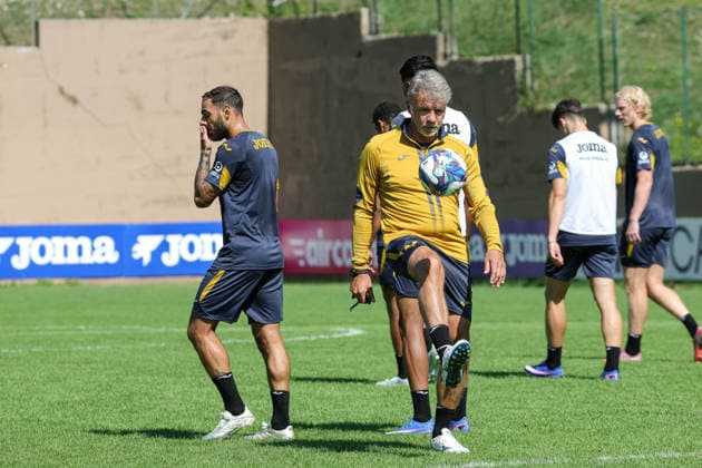 Foto IPP Emanuele Pennacchio Folgaria 19 07 2026 training session the preseason camp 2026-2027 Nella foto Marco Baroni head coach of Hellas Verona FC italyphotopress world copyright Folgaria italy Italia ITALY  Copyright: xR4924_italyphotopressx
