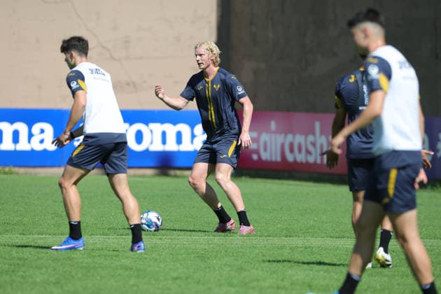 Foto IPP Emanuele Pennacchio Folgaria 19 07 2026 training session the preseason camp 2026-2027 Nella foto Andrias Edmundsson of Hellas Verona FC italyphotopress world copyright Folgaria italy Italia ITALY  Copyright: xR4924_italyphotopressx