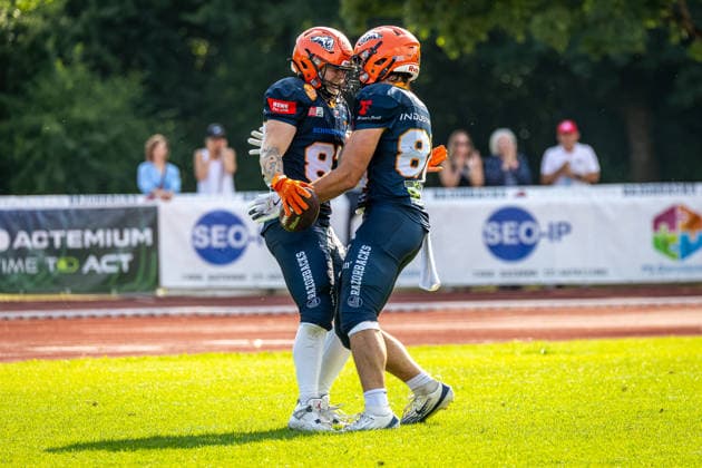 touchdown celebration Tim Müller (ifm Razorbacks Ravensburg, 87 Wide Receiver) and William Enneking (ifm Razorbacks Ravensburg, 80 Tight End) ifm Razorbacks Ravensburg vs Straubing Spiders, American Football, German Football League, Week 11, 2026, 19.07.2026, Weingarten TeleData Stadion am Lindenhof Baden Württemberg Germany Copyright: xFootxBowl SebastianxJustx