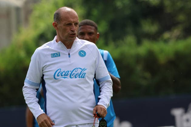 July 19, 2026, Dimaro Folgarida, Trento, Italy: Massimiliano Allegri coach of Napoli during a training session on Day of the preseason camp of SSC Napoli at stadio Carciato in Dimaro Folgarida, Trento, Italy, on July 19, 2025. Dimaro Folgarida Italy - ZUMAl131 20260719_zsp_l131_013 Copyright: xCiroxDexLucax