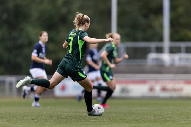 Fußball I Frauen I Testspiel I SV Meppen 1912 e.V. - VfL Wolfsburg I 19.07.2026 Lieske Carleer (3, VfL Wolfsburg) Herzlake Hasetalstadion Niedersachsen Deutschland *** Soccer I Women I Friendly Match I SV Meppen 1912 e.V. vs. VfL Wolfsburg I July 19, 2026 Lieske Carleer 3, VfL Wolfsburg Herzlake Hasetalstadion Lower Saxony Germany Copyright: xLobeca CedricxSiefkerx