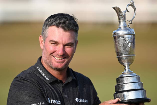 Ryan Fox (NZ) celebrates winning the Claret Jug on the 18th Green and Becomes Champion Golfer for 2026 by winning the Open Championship at Royal Birkdale Golf Club, Southport, England, UK 154th Open Golf Championships, Royal Birkdale, Southport, UK - 19 Jul 2026Southport Royal Birkdale United Kingdom  Copyright: xGreigxCowie Shutterstockx 16988299ao