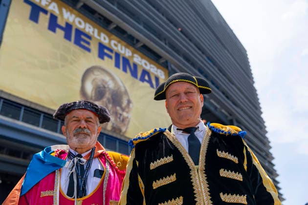 19.07.2026, Fussball Weltmeisterschaft 2026 in den USA, Finale, Spanien - Argentinien, im MetLife Stadium (New York New Jersey (East Rutherford)), Fans Spanien vor dem Stadion ***FIFA regulations prohibit any use of photographs as image sequences and or quasi-video. EDITORIAL USE ONLY*** *** July 19, 2026, 2026 FIFA World Cup in the U.S., Final, Spain vs. Argentina, at MetLife Stadium in East Rutherford, New Jersey (near New York), Spanish fans outside the stadium ***FIFA regulations prohibit any use of photographs as image sequences and or quasi-video; EDITORIAL USE ONLY***