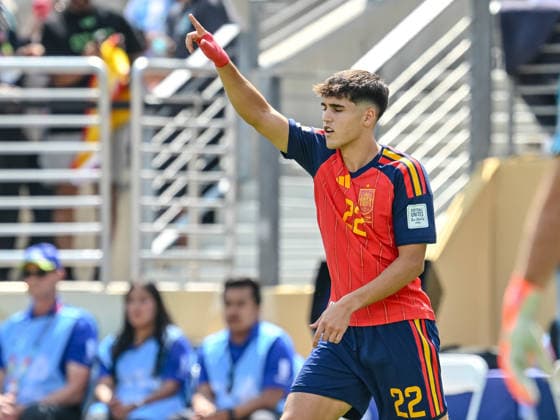 Pau Cubarsi (Spain) gestures during the FIFA World Cup, WM, Weltmeisterschaft, Fussball 2026 Final match between Spain and Argentina at New York New Jersey Stadium on July 19, 2026 in East Rutherford, United States. (Photo by Harry Langer DeFodi Images) - *** Pau Cubarsi of Spain gestures during the 2026 FIFA World Cup Final between Spain and Argentina at New York New Jersey Stadium on July 19, 2026, in East Rutherford, United States. Photo by Harry Langer, DeFodi Images