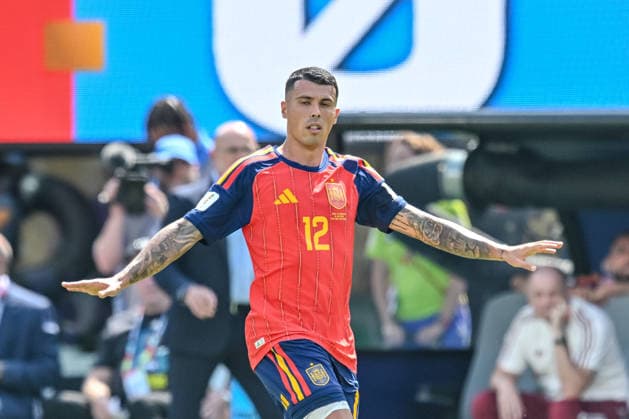 Pedro Porro (Spain) gestures during the FIFA World Cup, WM, Weltmeisterschaft, Fussball 2026 Final match between Spain and Argentina at New York New Jersey Stadium on July 19, 2026 in East Rutherford, United States. (Photo by Harry Langer DeFodi Images) - *** Pedro Porro of Spain gestures during the 2026 FIFA World Cup Final between Spain and Argentina at New York New Jersey Stadium on July 19, 2026, in East Rutherford, United States. Photo by Harry Langer, DeFodi Images