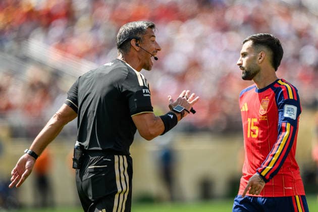 260719 Referee Slavko Vincic and Alex Baena of Spain during the FIFA World Cup, WM, Weltmeisterschaft, Fussball 2026 final football match between Spain and Argentina on July 19, 2026 in East Rutherford, New Jersey. Photo: Joel Marklund BILDBYRAN kod JM JM0829 bbeng fotboll football soccer fotball vm fotbolls-vm fotball-vm fotbolls-vm 2026 fifa world cup 2026 final *** July 19, 2026: Referee Slavko Vincic and Alex Baena of Spain during the 2026 FIFA World Cup final soccer match between Spain and Argentina on July 19, 2026 in East Rutherford, New Jersey. Photo by Joel Marklund. BILDBYRAN code JM JM0829 bbeng soccer football soccer World Cup soccer World Cup 2026 FIFA World Cup 2026 final  Copyright: JOELxMARKLUND BB260719JM043