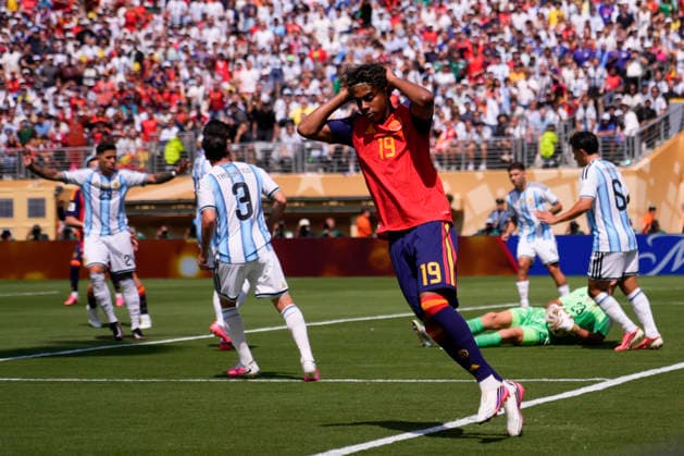 Spain v Argentina: Final - FIFA World Cup, WM, Weltmeisterschaft, Fussball 2026 Lamine Yamal of Spain reacts during the FIFA World Cup 2026 Final match between Spain and Argentina at New York New Jersey Stadium on July 19, 2026 in East Rutherford, United States. East Rutherford NJ United States  Copyright: xJosexBretonx originalFilename:bretonhernandez-spainvar260719_nphiK.jpg