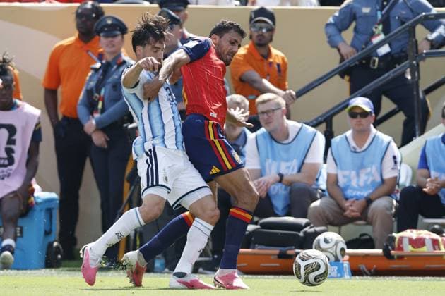 EAST RUTHERFORD, NEW JERSEY - (LR) Nicolas Tagliafico of Argentina, Rodri of Spain during the 2026 FIFA World Cup, WM, Weltmeisterschaft, Fussball final between Spain and Argentina at the New York New Jersey Stadium on July 19, 2026, in East Rutherford, New Jersey, United States. MAURICE VAN STEEN ANP World Cup Soccer 2026 xVIxANPxSportx xMauricexvanxSteenxIVx 563861823 originalFilename: 563861823.jpg