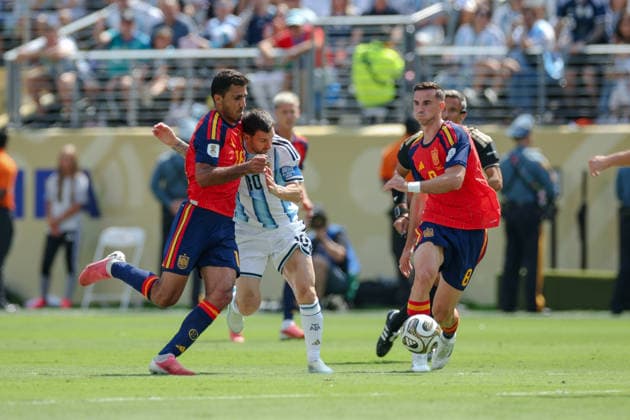 2026 FIFA World Cup, WM, Weltmeisterschaft, Fussball Final Spain v Argentina New York New Jersey Stadium 19.07.2026 Lionel Messi of Argentina and Rodri of Spain 2026 FIFA World Cup Final Spain v Argentina New York New Jersey Stadium 19.07.2026 Photograph By Marc Aspland The Times  Copyright: xMarcxAsplandx NINTCHDBPICT001096395705