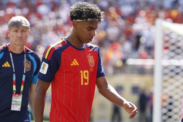 FIFA World Cup, WM, Weltmeisterschaft, Fussball 2026 final - Spain vs Argentina Lamine Yamal of Spain during halftime in the FIFA World Cup 2026 final match Spain against Argentina, in New Jersey, USA, 19 July 2026. EAST RUTHERFORD United States  Copyright: xSHAWNxTHEWx