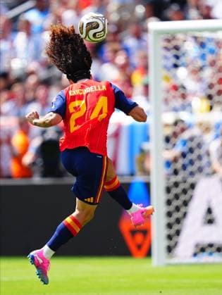 Spain v Argentina - FIFA World Cup, WM, Weltmeisterschaft, Fussball 2026 - Final EAST RUTHERFORD, NEW JERSEY - JULY 19: Marc Cucurella (24) of Spain in action during the FIFA World Cup 2026 Final match between Spain and Argentina at New York New Jersey Stadium in East Rutherford, New Jersey, United States, on July 19, 2026. Evrim Aydin Anadolu East rutherford United States. Editorial use only. Please get in touch for any other usage.  Copyright: x2026xAnadoluxEvrimxAydinx