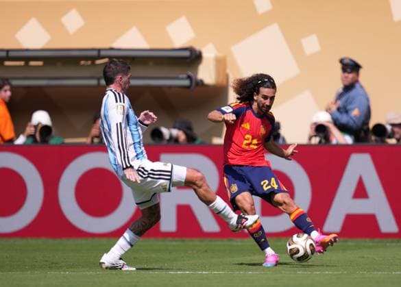 Spain v Argentina - FIFA World Cup, WM, Weltmeisterschaft, Fussball 2026 - Final EAST RUTHERFORD, NEW JERSEY - JULY 19: Marc Cucurella of Spain kicks the ball during the FIFA World Cup 2026 Final match between Spain and Argentina at New York New Jersey Stadium in East Rutherford, New Jersey, USA on July 19, 2026. Jose Hernandez Anadolu New Jersey United States. Editorial use only. Please get in touch for any other usage.  Copyright: x2026xAnadoluxJosexHernandezx