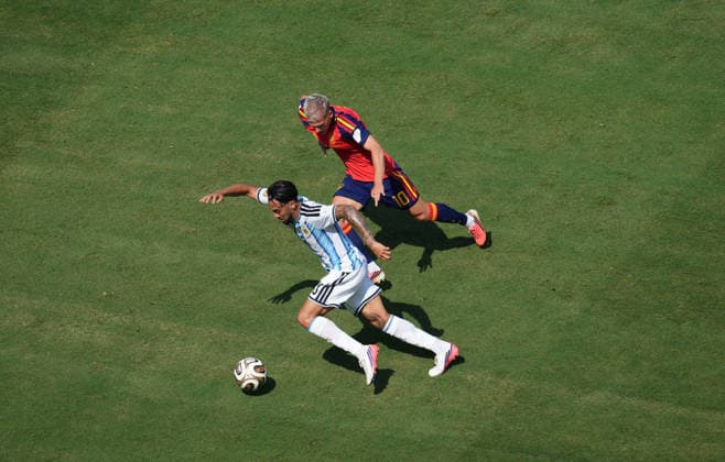 Nicolas Ivan Gonzalez (Argentina) and Dani Olmo (Spain) during Spain and Argentina, Final FIFA World Cup, WM, Weltmeisterschaft, Fussball 2026, New Jersey Stadium, New jersey, USA on July 19, 2026. Thor Wegner DeFodi Images. (Photo by DeFodi Images) - *** Nicolas Ivan Gonzalez of Argentina and Dani Olmo of Spain during the 2026 FIFA World Cup Final between Spain and Argentina at New Jersey Stadium, New Jersey, USA, on July 19, 2026. Photo by Thor Wegner, DeFodi Images