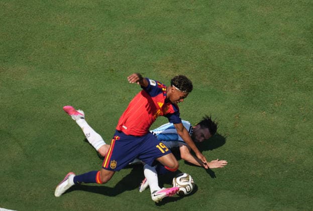 Lamine Yamal (Spain) during Spain and Argentina, Final FIFA World Cup, WM, Weltmeisterschaft, Fussball 2026, New Jersey Stadium, New jersey, USA on July 19, 2026. Thor Wegner DeFodi Images. (Photo by DeFodi Images) - *** Lamine Yamal of Spain during the 2026 FIFA World Cup final between Spain and Argentina at New Jersey Stadium in New Jersey, USA, on July 19, 2026. Photo by DeFodi Images (Thor Wegner)