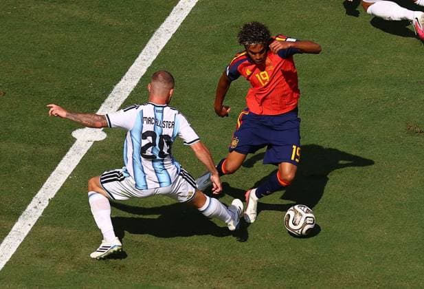 Lamine Yamal of Spain Spain v Argentina, 2026 FIFA World Cup, WM, Weltmeisterschaft, Fussball Final, Football, New York New Jersey Stadium, East Rutherford, New Jersey, USA - 19 Jul 2026East Rutherford New York New Jersey Stadium New Jersey (NJ) United States of America  Copyright: xMichaelxZemanek Shutterstockx 16995475bj