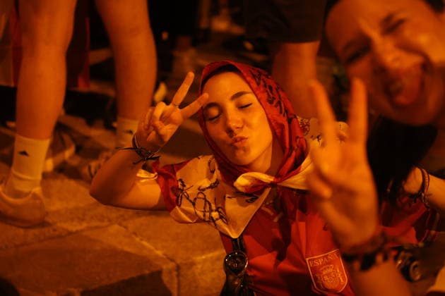 2026 World Cup Spain v Argentina; Fans of the Spanish national team, Nationalteam in the fan zone at Plaza de Colon (Plaza Selection) in Madrid to watch the World Cup final between Spain and Argentina played in the United States on July 19, 2026, in Madrid, Spain. Madrid Spain Soccer *** 2026 World Cup: Spain vs. Argentina — Fans of the Spanish national team in the fan zone at Plaza de Colón in Madrid to watch the World Cup final between Spain and Argentina, played in the United States on July 19, 2026, in Madrid, Spain. Madrid, Spain; Soccer Copyright: xAgenciaxLOFx