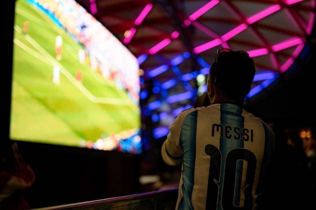 WORLD CUP LIVE SITE SYDNEY, Fans gather at a live site during the FIFA World Cup, WM, Weltmeisterschaft, Fussball Final match between Spain and Argentina, at Tumbalong Park, in Sydney, Monday, July 2026. ( NO ARCHIVING SYDNEY NEW SOUTH WALES AUSTRALIA  Copyright: xGEORGExCHANx 20260720169845809555