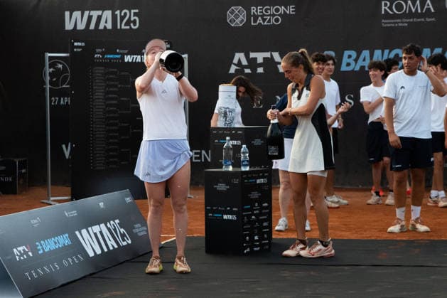 IPA86819888 - Francesca Jones of Great Britain and Lucia Bronzetti of Italy celebrate during the award ceremony for the 2026 ATV BANCOMAT Tennis Open singles final at Circolo Antico Tiro a Volo in Rome, Italy.  Copyright: xMarioxQuartapelle IPAxSportx xx 86819888