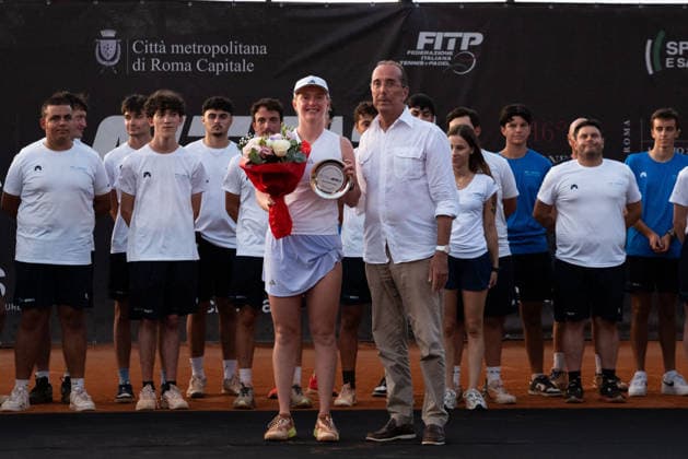 TENNIS - International Tennis Tournament - ATV Bancomat Tennis Open Photo by IPA ABACAPRESS.COM86819897 - Francesca Jones of Great Britain celebrates during the award ceremony for the singles final of the 2026 ATV BANCOMAT Tennis Open at the Circolo Antico Tiro a Volo in Rome, Italy. Rome Italy  Copyright: xIPAxSport ABACAx
