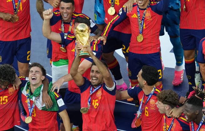 Spain team (Spain) celebrate during Spain and Argentina, Final FIFA World Cup, WM, Weltmeisterschaft, Fussball 2026, New Jersey Stadium, New jersey, USA on July 19, 2026. Thor Wegner DeFodi Images. (Photo by DeFodi Images) - *** The Spanish team celebrates during the 2026 FIFA World Cup final between Spain and Argentina at New Jersey Stadium in New Jersey, USA, on July 19, 2026. Photo by Thor Wegner, DeFodi Images
