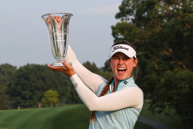SYLVANIA, OH - JULY 19: Annabelle Pancake-Webb poses for photographs with the winner™s trophy during the awards ceremony following the final round of the LPGA, Golf Damen EPSON Tour - Greater Toledo Classic on July 19, 2026 at Highland Meadows Golf Club in Sylvania, Ohio. (Photo by Scott W. Grau Icon Sportswire) GOLF: JUL 19 LPGA Greater Toledo Classic EDITORIAL USE ONLY Icon26071916