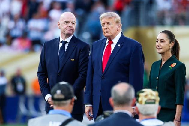July 19, 2026, East Rutherford, Nj, United States: U.S. President Donald Trump and FIFA President Gianni Infantino during the award ceremony of the 2026 FIFA World Cup, WM, Weltmeisterschaft, Fussball final at New York New Jersey Stadium, in East Rutherford, United States, on Sunday, July 19, 2026.(Foto: Brazil Photo Press Brazil Photo Press) INTERNATIONAL East Rutherford United States - ZUMAv122 20260719_aap_v122_091 Copyright: xWilliamxVolcovx