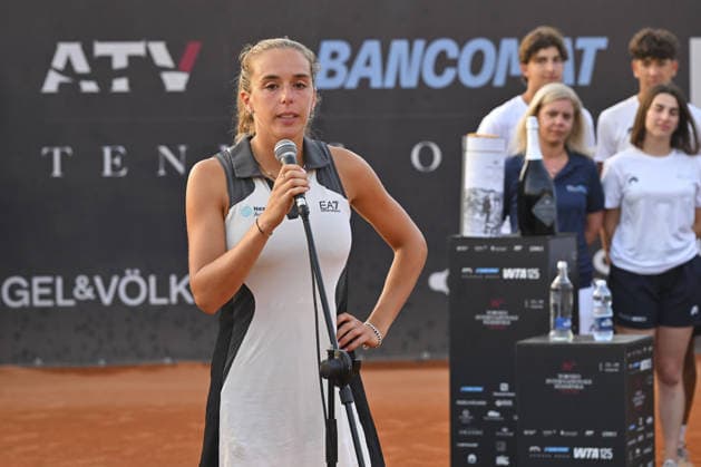IPA86833522 - Lucia Bronzetti—a finalist—was honored during the awards ceremony following the final match at the ATV Bancomat Tennis Open WTA, Tennis Damen 125 at the Antico Tiro a Volo Club on July 19, 2026, in Rome, Italy. (Photo by Roberto Bettacchi)  Copyright: xRobertoxBettacchi IPAxSportx xx 86833522