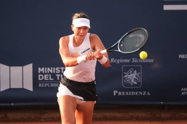 IPA86837339 - Palermo, Italy, July 2026. Country Time Club, Palermo Ladies Open 2026, a women s professional tennis tournament on the WTA, Tennis Damen 125 circuit. Pictured: Raluka Serban vs. Amarissa Toth  Copyright: xFedericoxSerra IPAxSportx xx 86837339