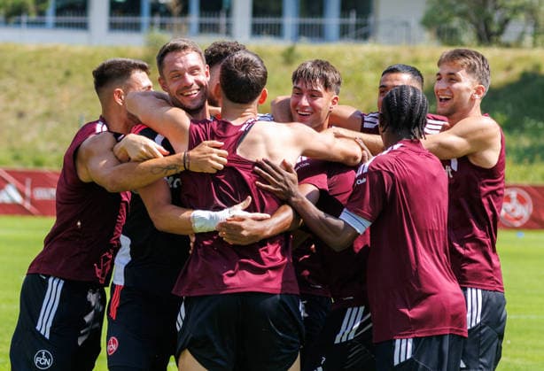20.07.2026 - Fussball - 2. Fussball-Bundesliga - Saison 2026 2027 - 1. FC Nürnberg FCN Club - Trainingslager Sommer Sommertrainingslager Gais - Bruneck - Südtirol - Zink DaMa - xdaxmax - Jubel Freude der Mannschaft Team des FCN bei Geschicklichkeitsspiel *** July 20, 2026 Soccer 2 German Bundesliga 2026–2027 Season 1. FC Nürnberg (FCN) Club Summer Training Camp Summer Training Camp in Gais, Brunico, South Tyrol Zink DaMa xdaxmax Jubilation and Joy of the FCN Team During a Matchgame of chance