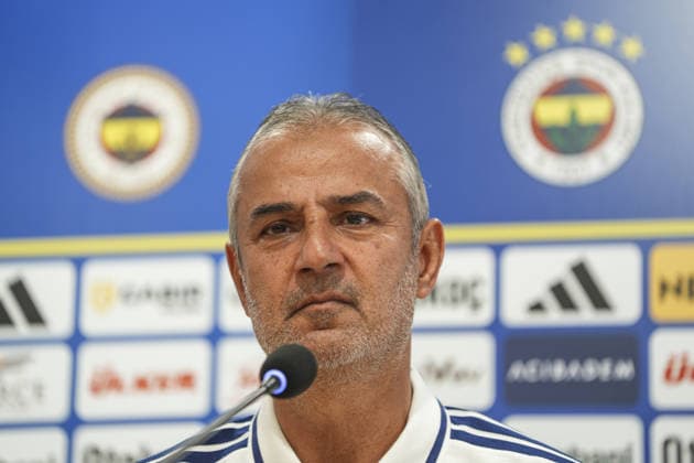 Fenerbahce hold press conference, PK, Pressekonferenz ahead of UEFA Champions League qualifier ISTANBUL, TURKIYE - JULY 20: Fenerbahce head coach Ismail Kartal and midfielder Irfan Can Kahveci (not seen) speak during a press conference at the Fenerbahce Can Bartu Facilities ahead of their UEFA Champions League second qualifying round first-leg match against Poland s Gornik Zabrze, in Istanbul, Turkiye, on July 20, 2026. Agit Erdi Ulukaya Anadolu Istanbul Turkey. Editorial use only. Please get in touch for any other usage.  Copyright: x2026xAnadoluxAgitxErdixUlukayax