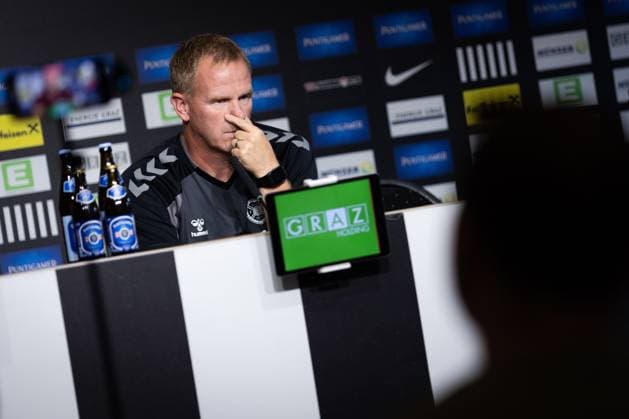 Head Coach Wouter Vrancken reacts during the press conference, PK, Pressekonferenz Heart of Midlothian Press Conference and Training, Football, Mercur-Arena, Graz, Austria - 20 Jul 2026Graz Mercur-Arena Austria  Copyright: xNikolaxKrstic Shutterstockx 16999093a
