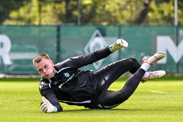 20.07.2026, AUT, Fußball, Herren, 1. Bundesliga, Trainingslager, Saison 2026 2027, Zell am Ziller, SV Werder Bremen Torwart Karl Hein (Werder Bremen 01) Zell am Ziller Parkstadion Tirol Österreich *** July 20, 2026, Austria, Soccer, Men s, 1. Bundesliga, Training Camp, 2026–2027 Season, Zell am Ziller, SV Werder Bremen Goalkeeper Karl Hein Werder Bremen 01 Zell am Ziller Parkstadion Tyrol Austria Copyright: xNordphotox xHafnerx