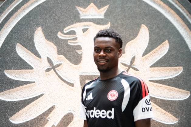 Frankfurt am Main, 20.07.2026 Pressekonferenz mit Neuzugang Noel Aseko v.l., Noel Aseko (Eintracht Frankfurt) (DFL DFB REGULATIONS PROHIBIT ANY USE OF PHOTOGRAPHS as IMAGE SEQUENCES and or QUASI-VIDEO) *** Frankfurt am Main, July 20, 2026 Press conference with new signing Noel Aseko (left), Noel Aseko, Eintracht Frankfurt. DFL and DFB regulations prohibit any use of photographs as image sequences and or quasi-video. Copyright: HMBxMedia JoaquimxFerreira