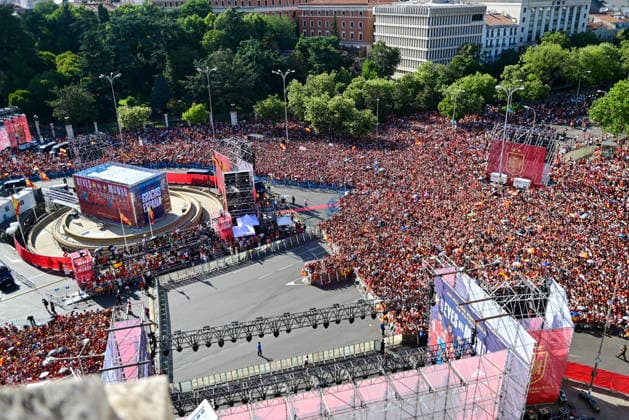 July 20, 2026, Madrid, Madrid, SPAIN: Thousands of Spain supporters gather at Plaza de Cibeles in Madrid to celebrate the national team, Nationalteam s FIFA World Cup, WM, Weltmeisterschaft, Fussball triumph. Fans wave Spanish flags, sing, and celebrate the historic victory in one of the country s most iconic public squares. Madrid SPAIN - ZUMAz108 0862209123st Copyright: xRichardxZubelzux
