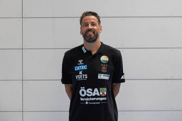 20.07.2026, xtgx, Handball, Opel HBL, SC Magdeburg Media Day v.l. Bennet Wiegert (Magdeburg, Trainer) Portrait, Portraet, Einzelbild Magdeburg *** July 20, 2026, xtgx, Handball, Opel HBL, SC Magdeburg Media Day, from left: Bennet Wiegert, Magdeburg, Coach Profile, Portrait, Single Photo, Magdeburg