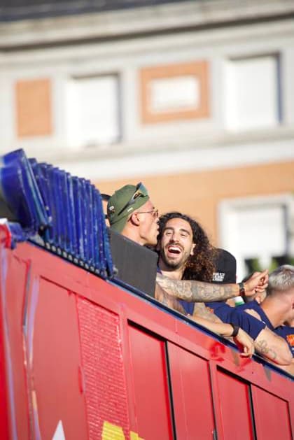 ESP: Spain, World Cup Champions 2026 Marc Cucurella during the bus carrying the Spanish national team, Nationalteam players during the victory parade after Spain won the 2026 World Cup, on July 20, 2026, in Madrid, Spain. The Spanish team became 2026 World Cup champions after defeating Argentina 1-0 Madrid Spain Futbol *** ESP Spain, 2026 World Cup Champions: Marc Cucurella on the bus carrying the Spanish national team players during the victory parade after Spain won the 2026 World Cup, on July 20, 2026, in Madrid, Spain. The Spanish team became 2026 World Cup champions after defeating Argentina 1–0. Madrid, Spain, Soccer Copyright: xAgenciaxLOFx