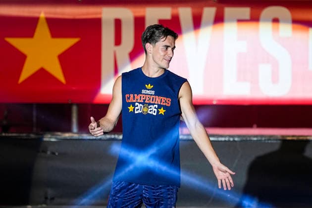 July 20, 2026, Madrid, Madrid, Spain: Gavi celebrates on stage during celebration of Spain as Champions of the FIFA World Cup, WM, Weltmeisterschaft, Fussball 2026 at Cibeles Palace on July 20, 2026 in Madrid, Spain. Madrid Spain - ZUMAa181 20260720_zaa_a181_066 Copyright: xOscarxJ.xBarrosox