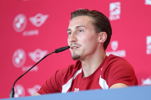 RB Leipzig: PK mit Neuzugang Rocco Reitz, 20.07.2026 Rocco Reitz (Neuzugang bei RB Leipzig). Fußball-Bundesliga, Saison 2026 2027: Pressekonferenz zur Präsentation eines neuen Spielers am 20.07.2026 im BMW-Autohaus, Zwickauer Straße. *** RB Leipzig Press Conference with New Signing Rocco Reitz, July 20, 2026: Rocco Reitz joins RB Leipzig; Bundesliga, 2026–2027 season; press conference to introduce a new player on July 20, 2026, at the BMW dealership on Zwickauer Straße Copyright: xBEAUTIFULxSPORTS JanxKaeferx