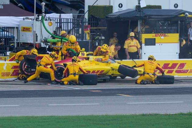 July 20, 2026, Lebanon, Tennessee, USA: Pit stop for the 10 of Alex Palou, Chip Ganassi Racing Honda at the IndyCar, Indy Car, IRL, USA race at Nashville Super Speedway. Lebanon USA - ZUMAd212 20260720_zsp_d212_003 Copyright: xRichardxDolex